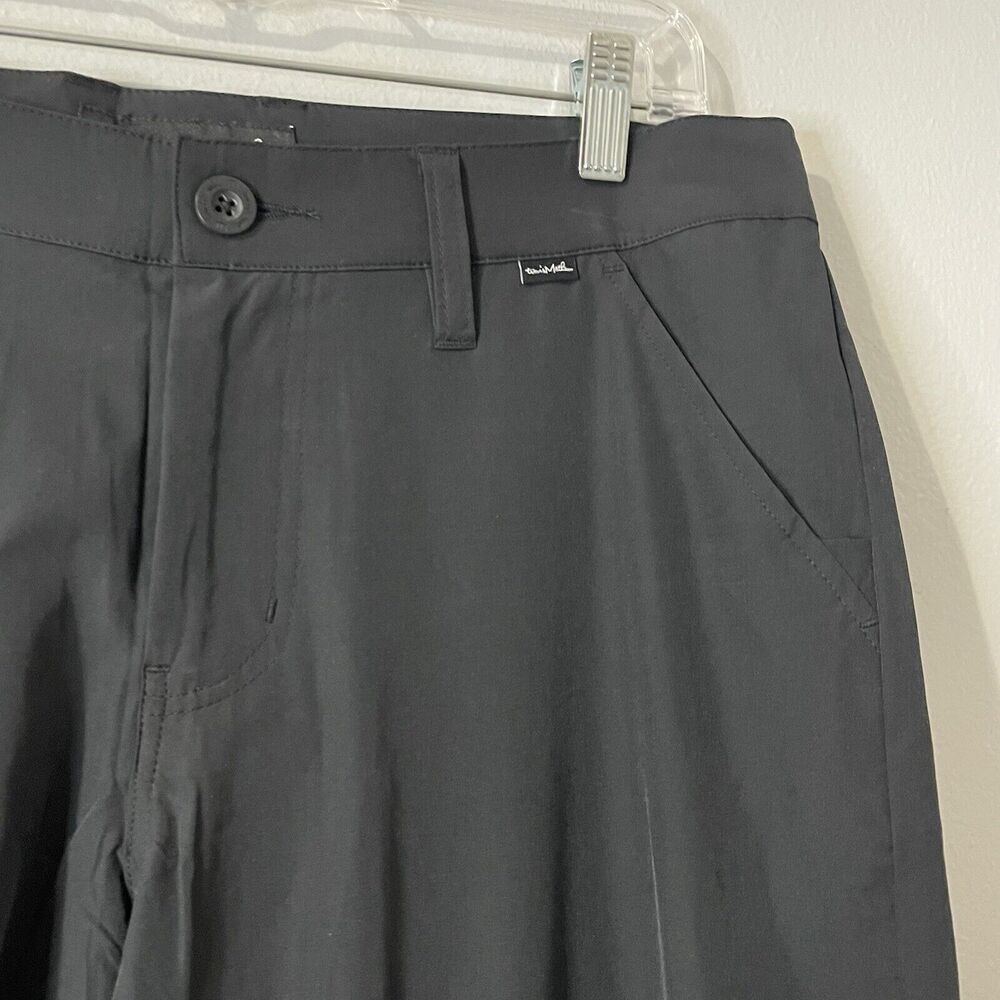 TRAVIS MATHEW Performance Golf Pants Size 32 Black NEW Athletic Lightweight - Picture 2 of 6